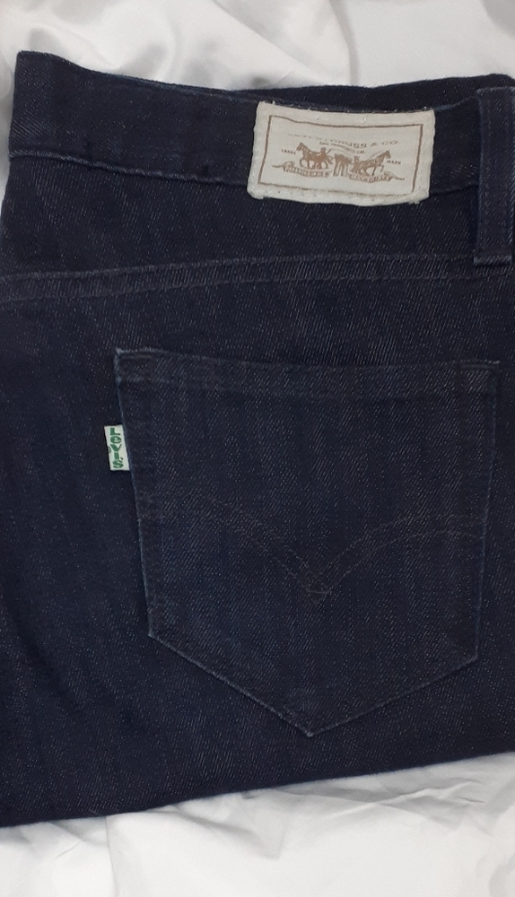Levi's ultra low bootlet Jean's